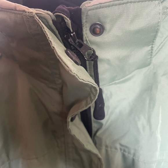 Wetskin Coat & Pant Set. Green waterproof lightweight and warm Womens Size Large - Picture 5 of 14